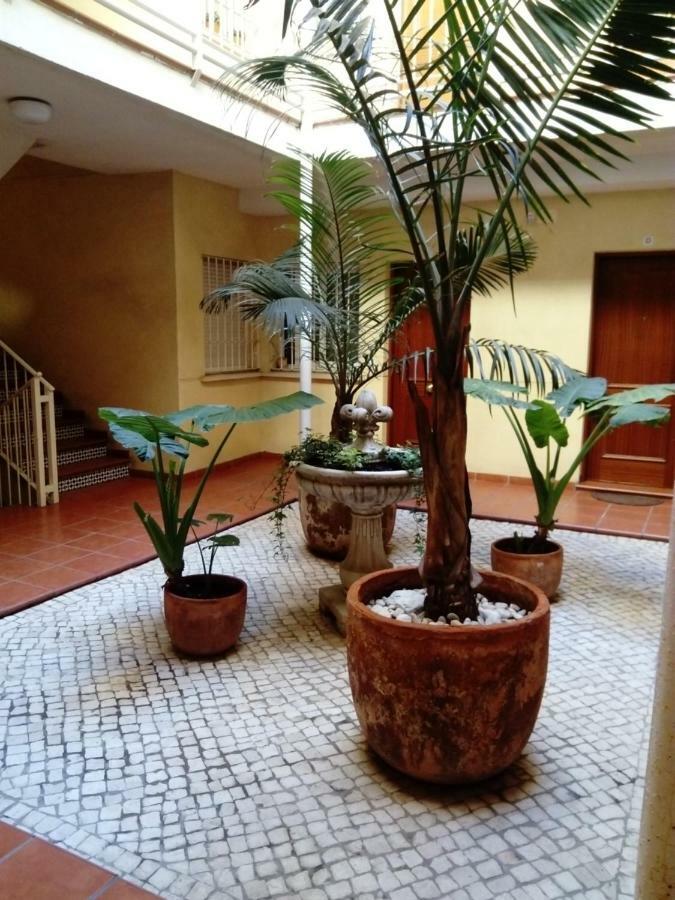Apartamento Dos Aceras Малага Екстер'єр фото