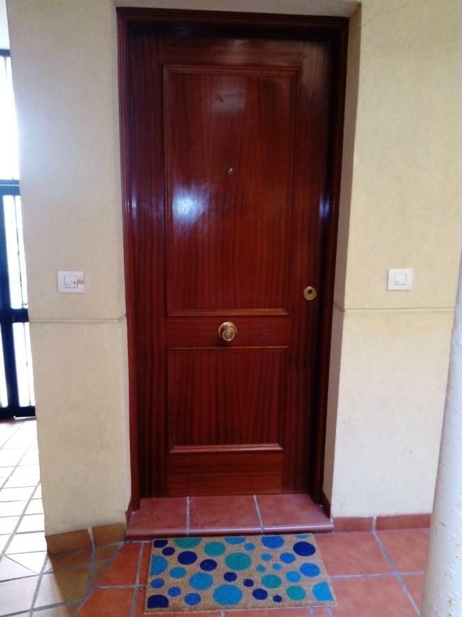 Apartamento Dos Aceras Малага Екстер'єр фото