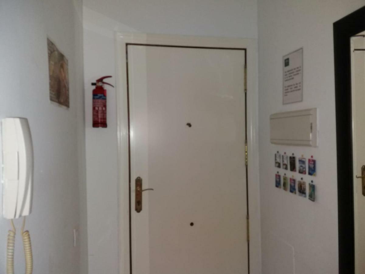 Apartamento Dos Aceras Малага Екстер'єр фото